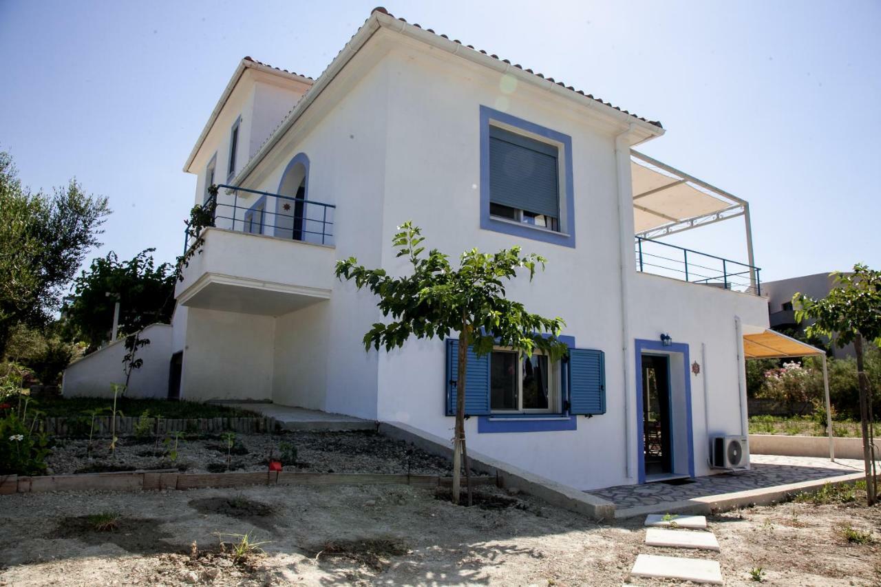 Romanos XI Apartment Xi Beach Exterior photo